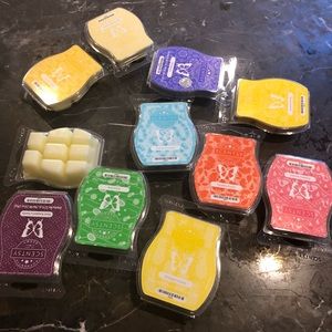 11 Scentsy wax bars